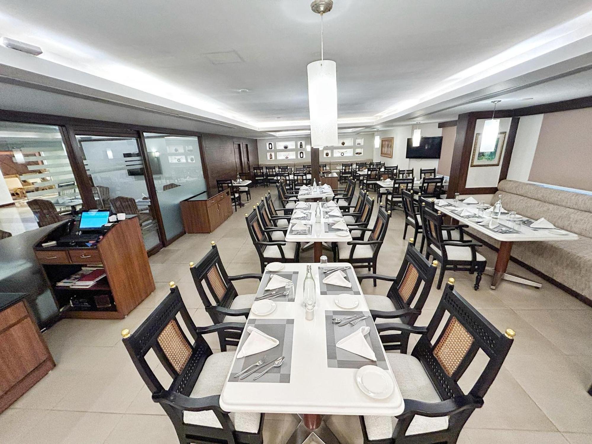 住宅酒店 Karūr 外观 照片